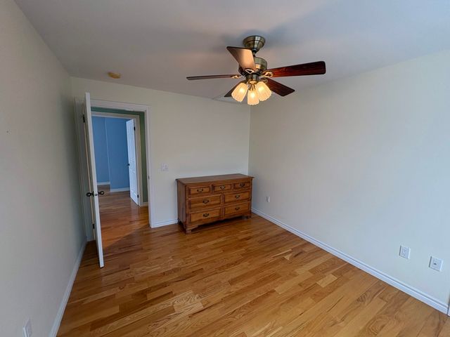 78 PEMBROKE Street, Seabrook, NH 03874