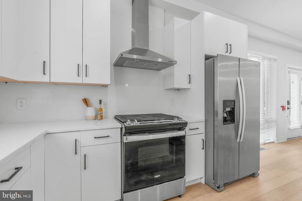 1754 WYLIE ST #1, Philadelphia, PA 19130 — photo 5