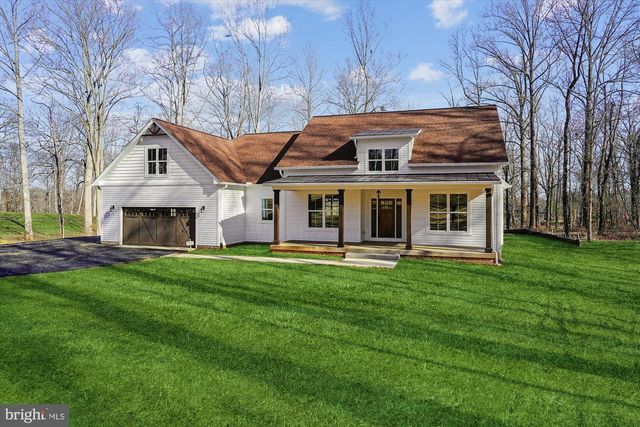2412 MOUNTAIN RD, Haymarket, VA 20169