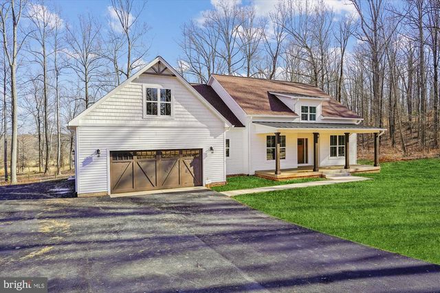 2412 MOUNTAIN RD, Haymarket, VA 20169