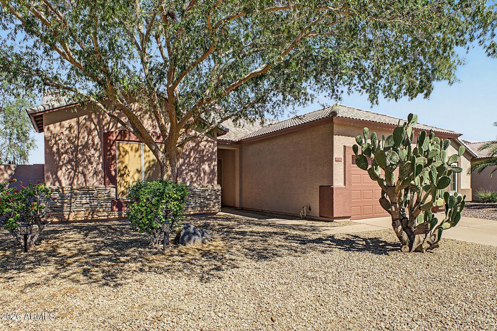 13592 W IRONWOOD Street, Surprise, AZ 85374 — exterior