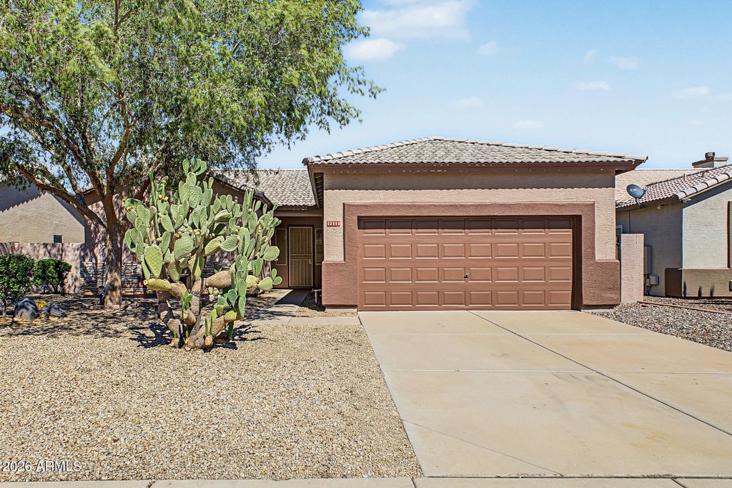 13592 W IRONWOOD Street, Surprise, AZ 85374 — photo 3