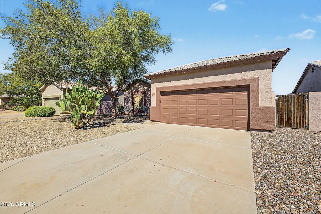 13592 W IRONWOOD Street, Surprise, AZ 85374 — photo 4