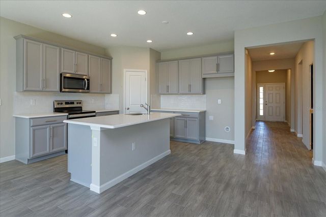2914 SUPERMARINE ROAD, Tavares, FL 32778