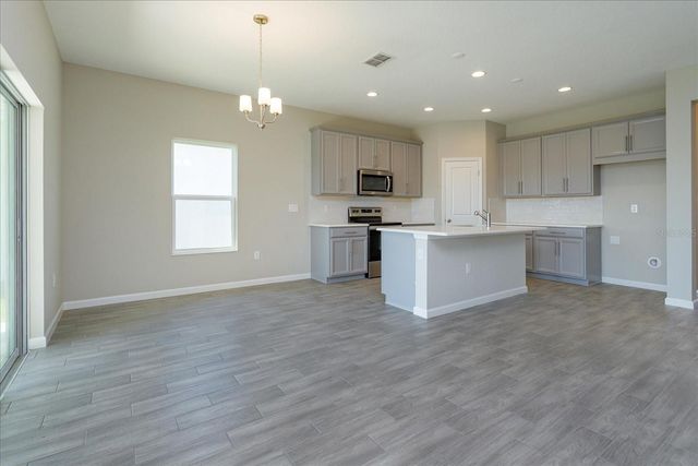 2914 SUPERMARINE ROAD, Tavares, FL 32778