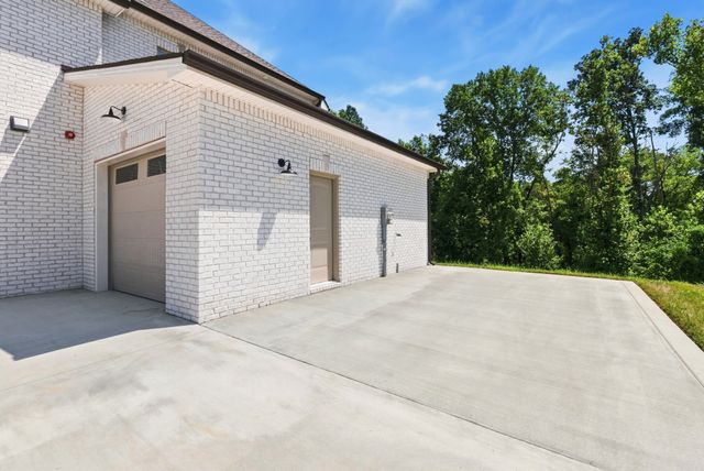 373 Young Lane, Pleasant View, TN 37146