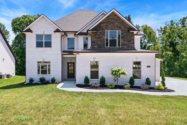 373 Young Lane, Pleasant View, TN 37146