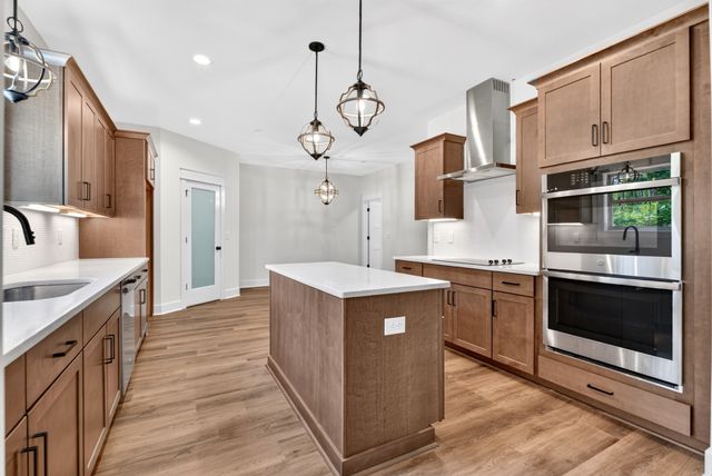 373 Young Lane, Pleasant View, TN 37146