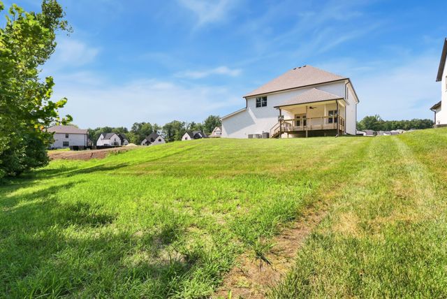 373 Young Lane, Pleasant View, TN 37146