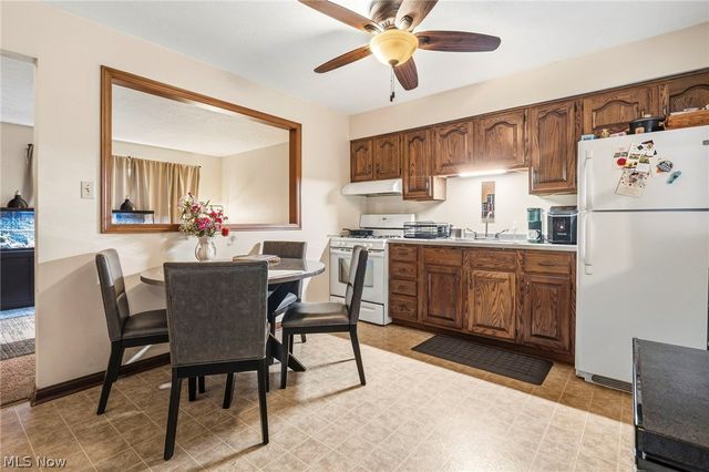 9931 Portage Street NW, Canal Fulton, OH 44614