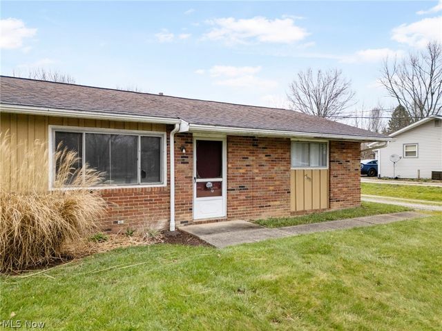9931 Portage Street NW, Canal Fulton, OH 44614