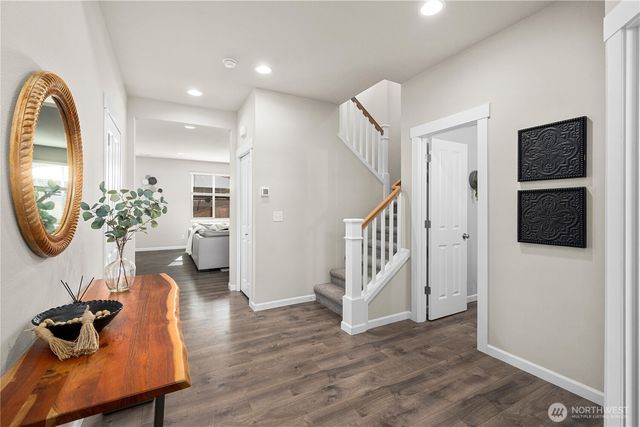 26239 227th Terrace SE, Maple Valley, WA 98038