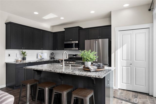 26239 227th Terrace SE, Maple Valley, WA 98038