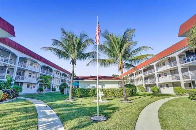 580 Egret Dr 212, Hallandale Beach, FL 33009