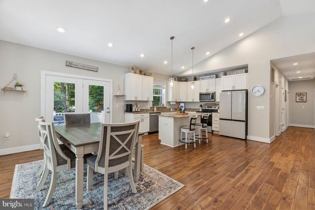 105 EDGEMONT CIR, Locust Grove, VA 22508