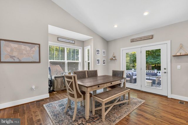 105 EDGEMONT CIR, Locust Grove, VA 22508