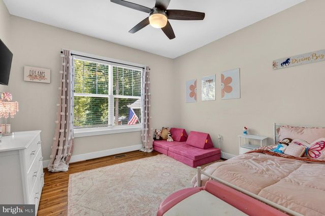 105 EDGEMONT CIR, Locust Grove, VA 22508