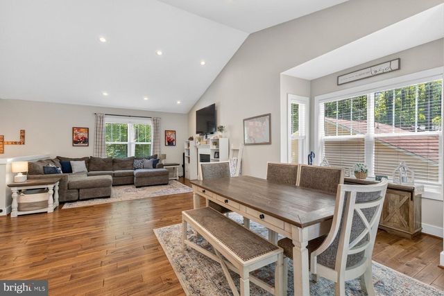 105 EDGEMONT CIR, Locust Grove, VA 22508