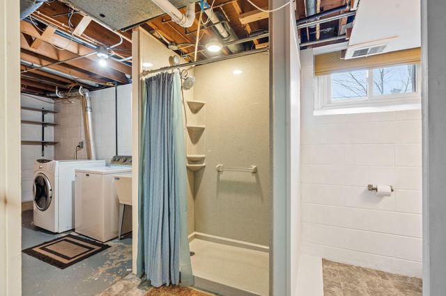 1460 Hoyt Avenue E, Saint Paul, MN 55106