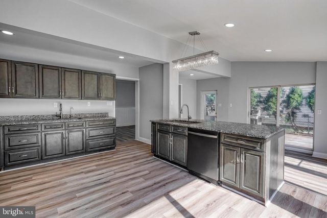 945 CORNWALL RD, Lebanon, PA 17042