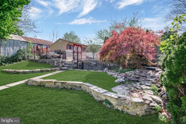 945 CORNWALL RD, Lebanon, PA 17042