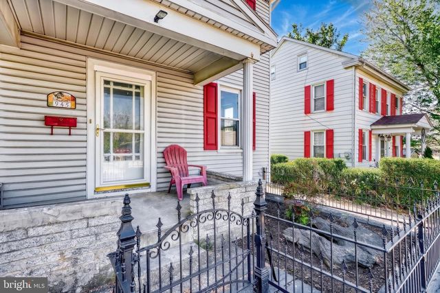 945 CORNWALL RD, Lebanon, PA 17042