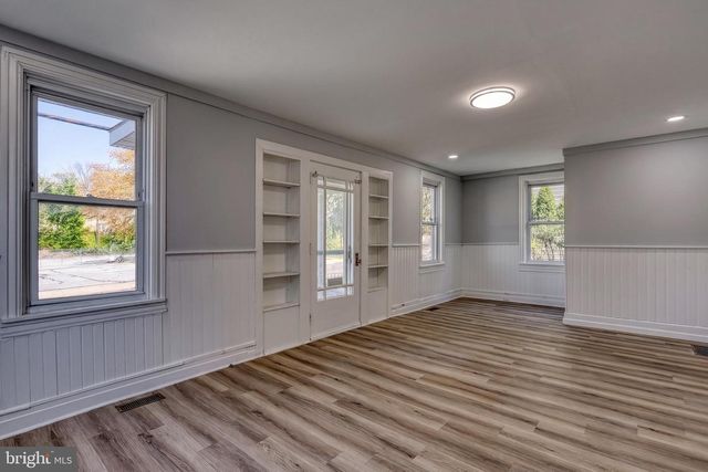 945 CORNWALL RD, Lebanon, PA 17042
