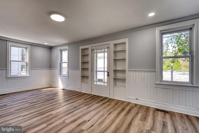 945 CORNWALL RD, Lebanon, PA 17042