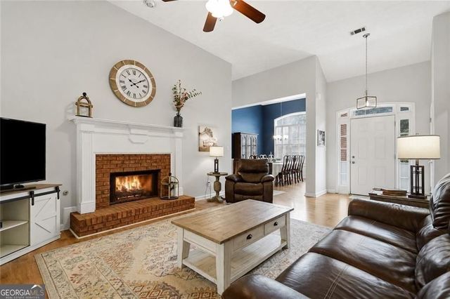 4389 Chatham View Drive, Buford, GA 30518