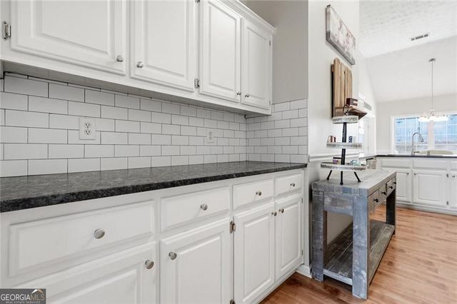 4389 Chatham View Drive, Buford, GA 30518