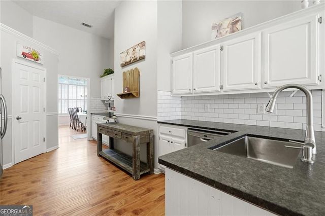 4389 Chatham View Drive, Buford, GA 30518