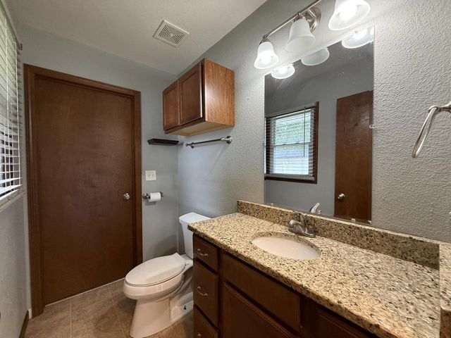 3420 Ivy LANE, Racine, WI 53402