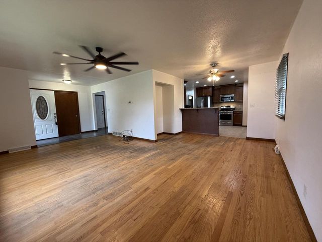 3420 Ivy LANE, Racine, WI 53402
