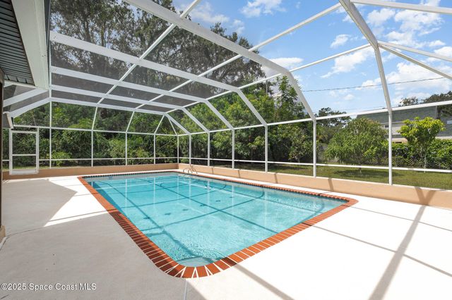 4245 Hillview Circle, Merritt Island, FL 32952