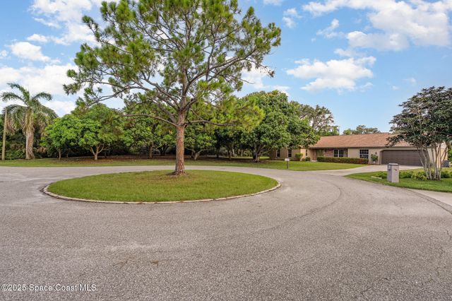 4245 Hillview Circle, Merritt Island, FL 32952