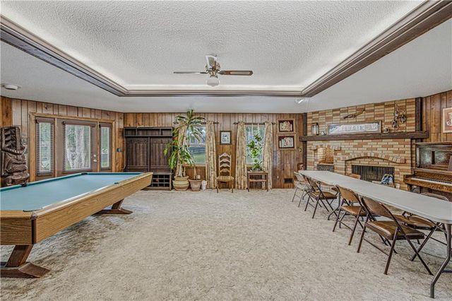 700 S Alexander Road, Independence, MO MO