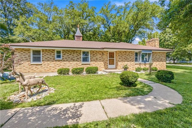 700 S Alexander Road, Independence, MO MO