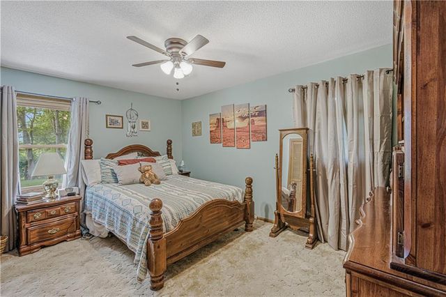 700 S Alexander Road, Independence, MO MO