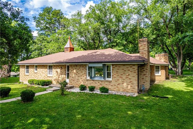 700 S Alexander Road, Independence, MO MO