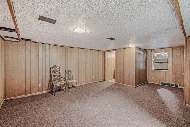 700 S Alexander Road, Independence, MO MO