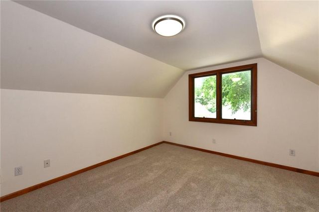 4455 Cambridge Street, Kansas City, KS 66103