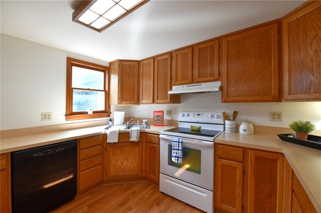 4455 Cambridge Street, Kansas City, KS 66103