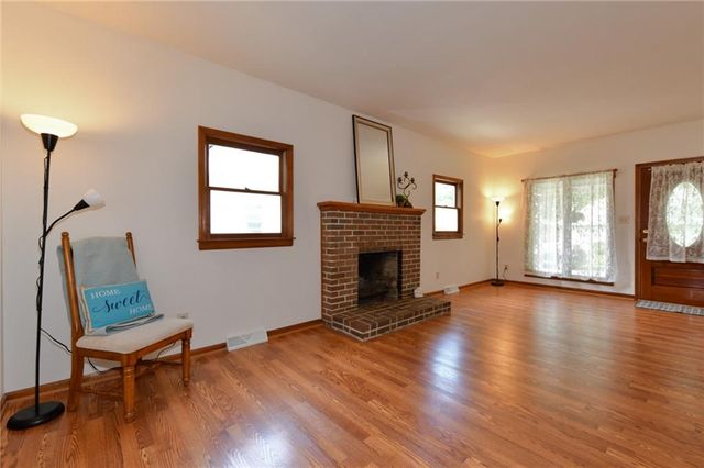 4455 Cambridge Street, Kansas City, KS 66103