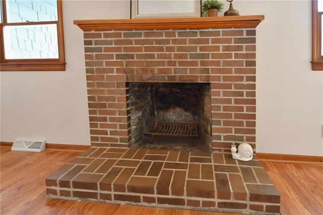 4455 Cambridge Street, Kansas City, KS 66103