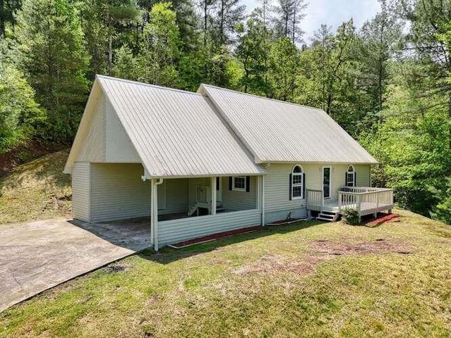 92 Ogreeta Road, Murphy, NC 28906