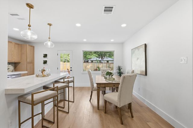 6717 Pimlico Drive, Dallas, TX 75214