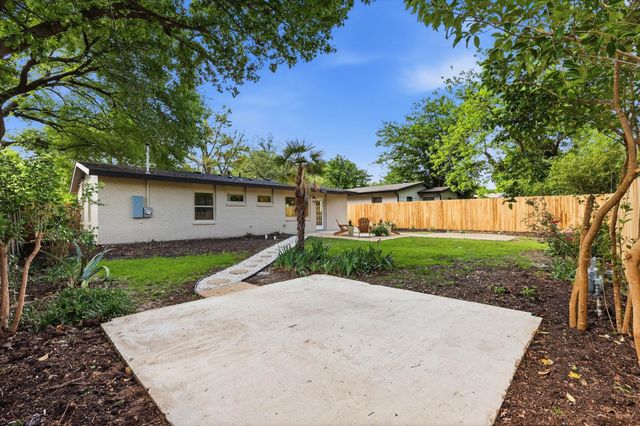 6717 Pimlico Drive, Dallas, TX 75214