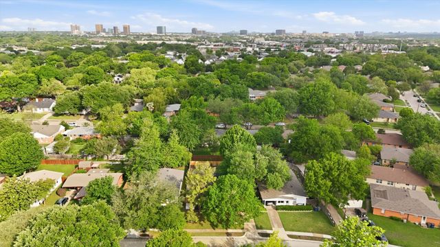 6717 Pimlico Drive, Dallas, TX 75214