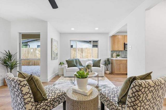 6717 Pimlico Drive, Dallas, TX 75214