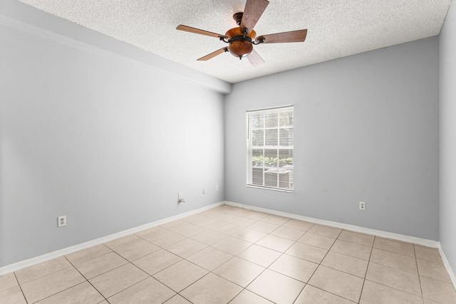 10354 Fox Trail Rd S. 1509, Royal Palm Beach, FL 33411